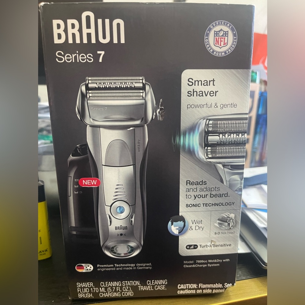 Braun Series 7 Shaver Model 7899cc